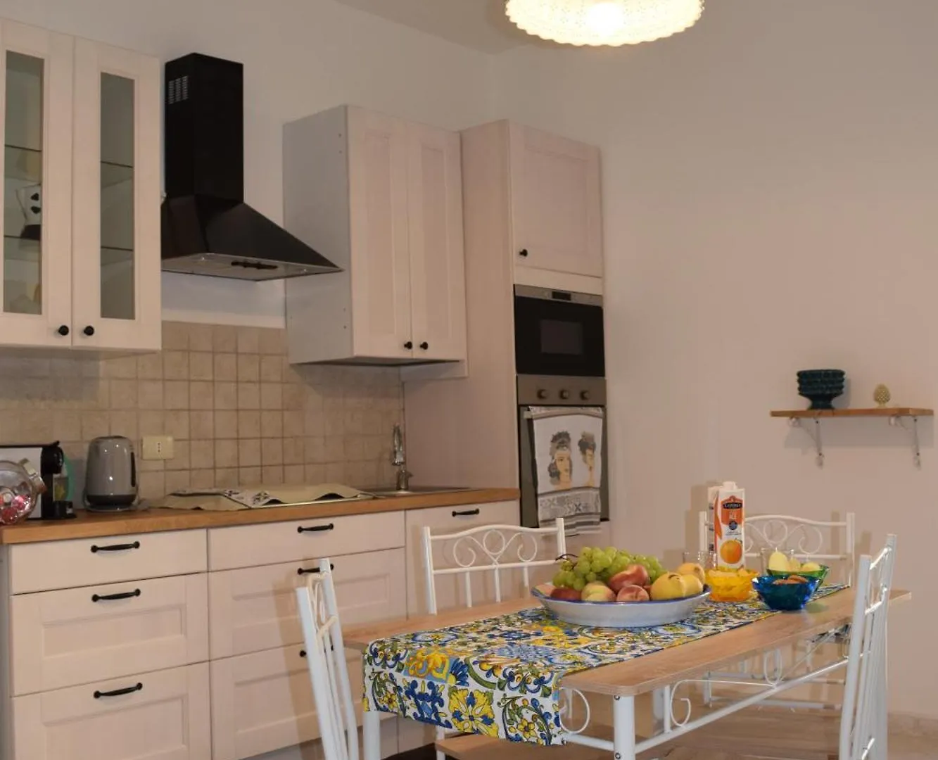 איסולה דלה פמינה Villa Rosi איסולה דלה פמינה
